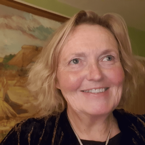 Our Guides: Heather McFall